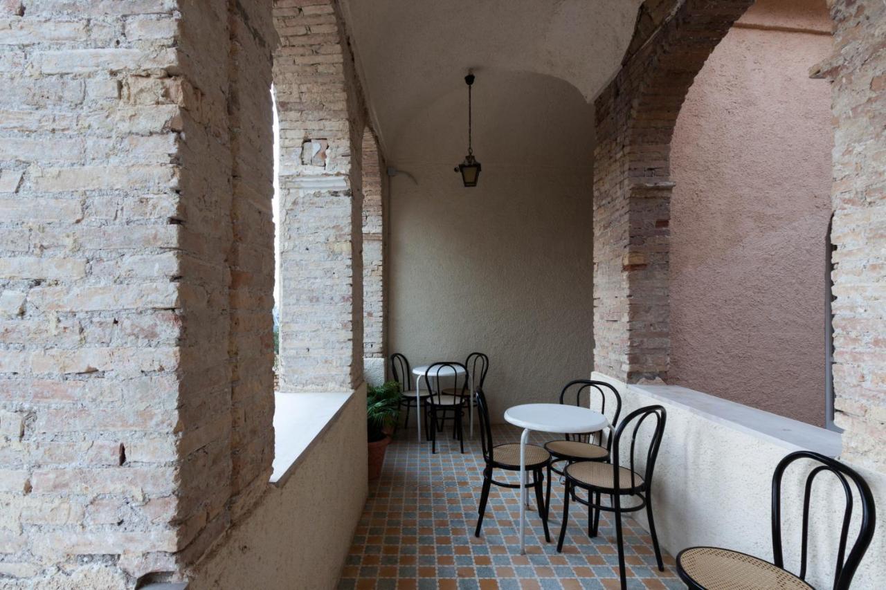 Dimora Antica Pianella Bed & Breakfast Pianella  ภายนอก รูปภาพ