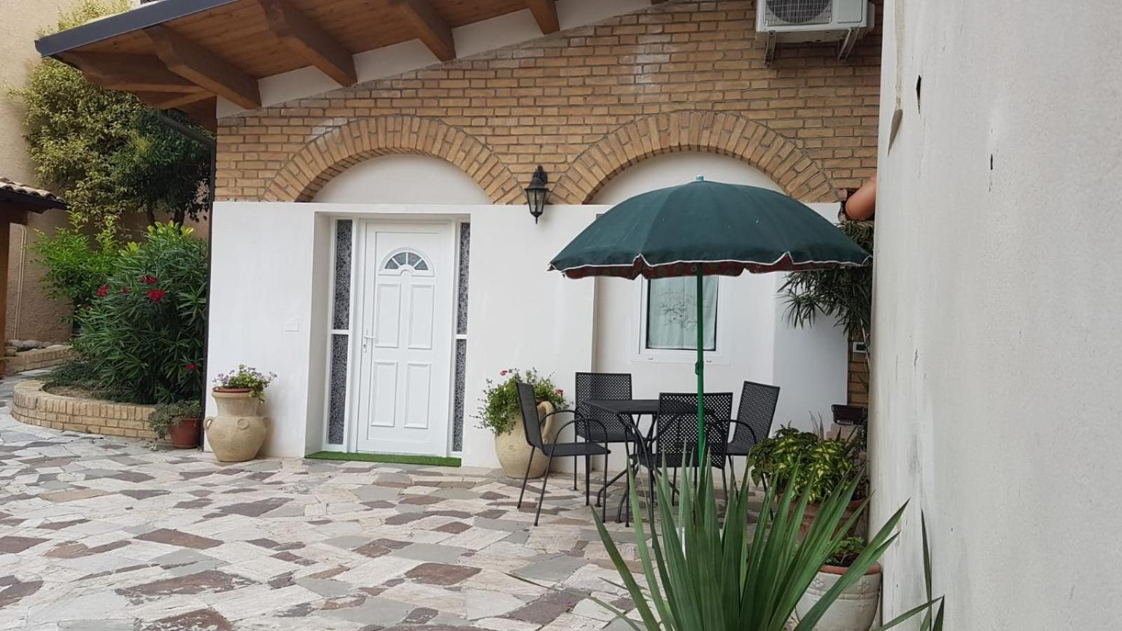 Dimora Antica Pianella Bed & Breakfast Pianella  ภายนอก รูปภาพ
