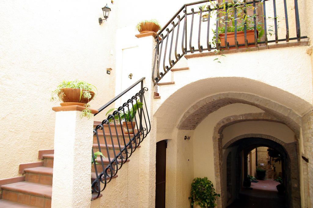 Dimora Antica Pianella Bed & Breakfast Pianella  ภายนอก รูปภาพ